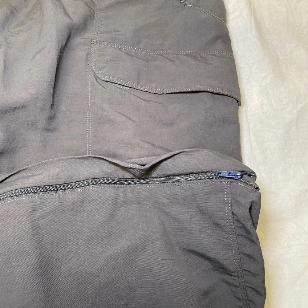 The North Face Mens XL Long Convertible Zip Off Cargo Hiking Pants Gray Nylon